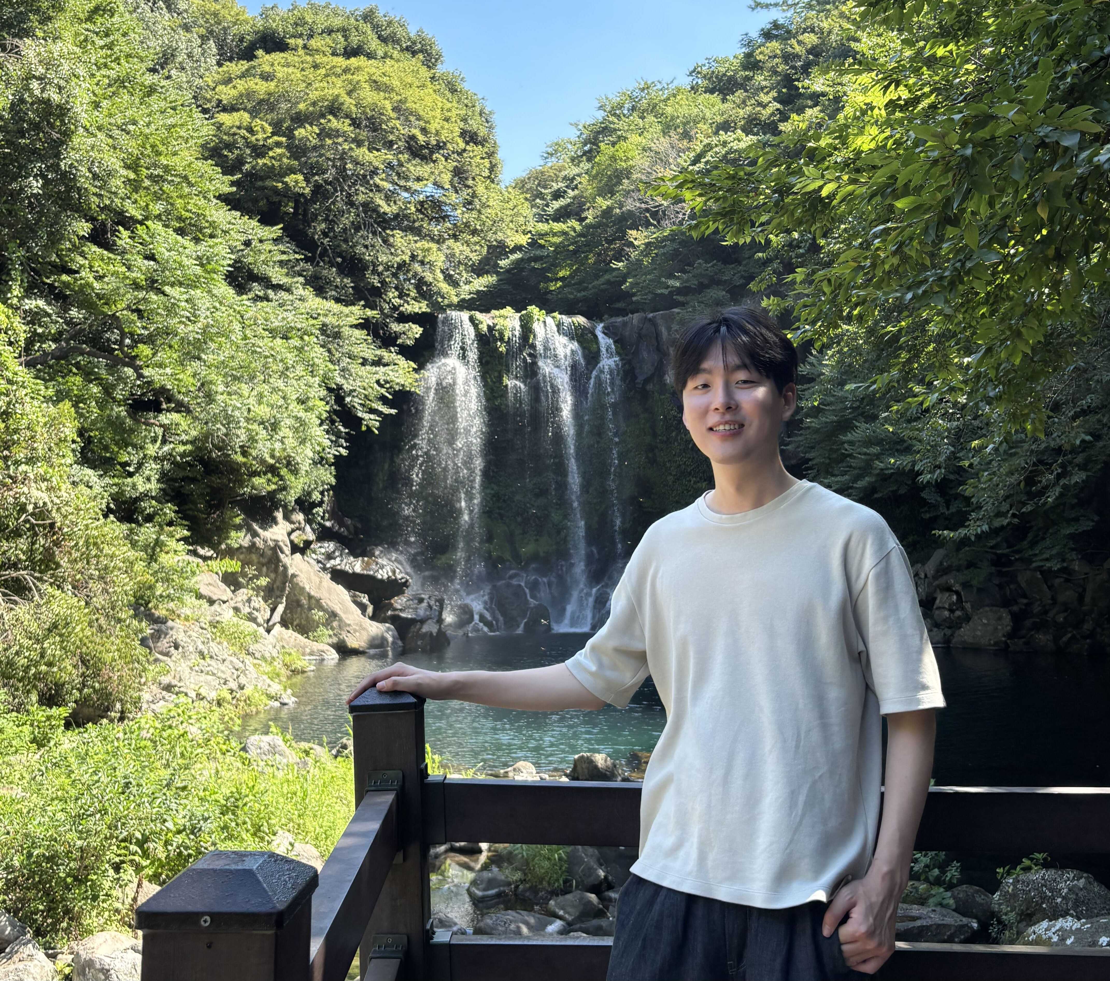 photo_sangwoo2.jpg